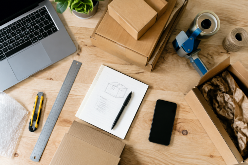 How to switch from free carrier packaging to your own shipping boxes this month